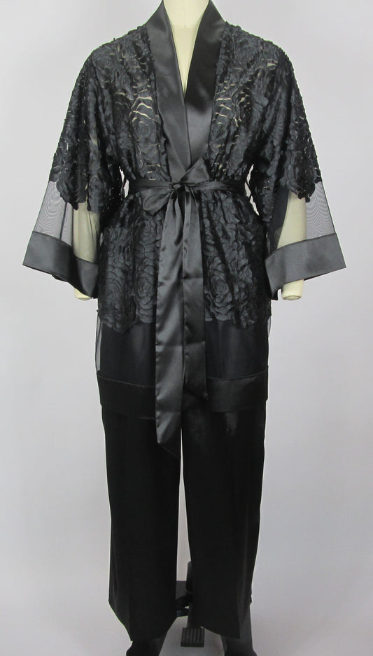 The Kamaria Robe Set